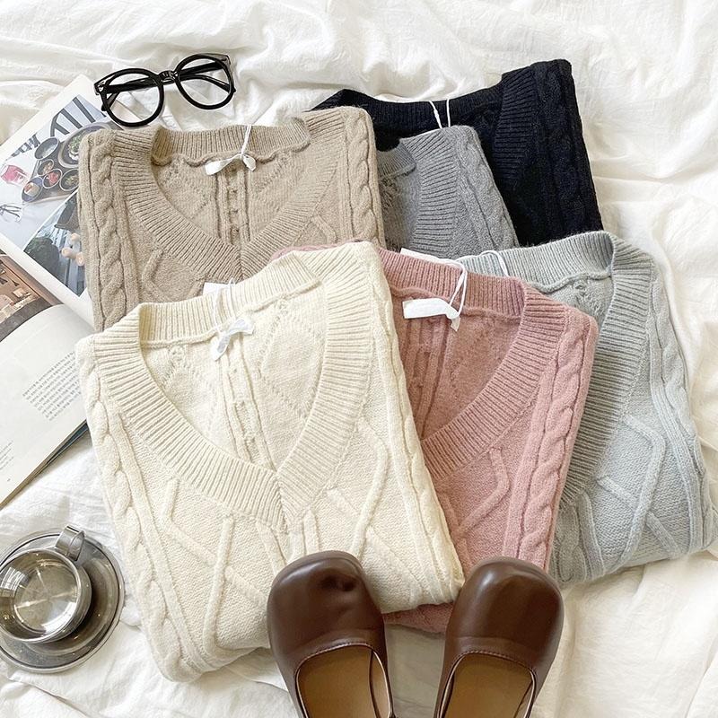 【RENA小舖 台灣現貨每天出】秋色的學園🏫｜麻花V領針織馬甲_無袖/百搭/疊穿/針織/馬甲/毛衣【R20844】-細節圖4