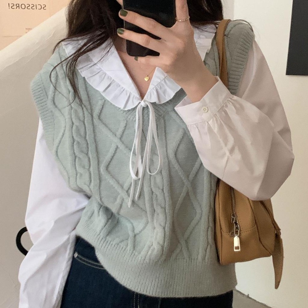 【RENA小舖 台灣現貨每天出】秋色的學園🏫｜麻花V領針織馬甲_無袖/百搭/疊穿/針織/馬甲/毛衣【R20844】-細節圖6