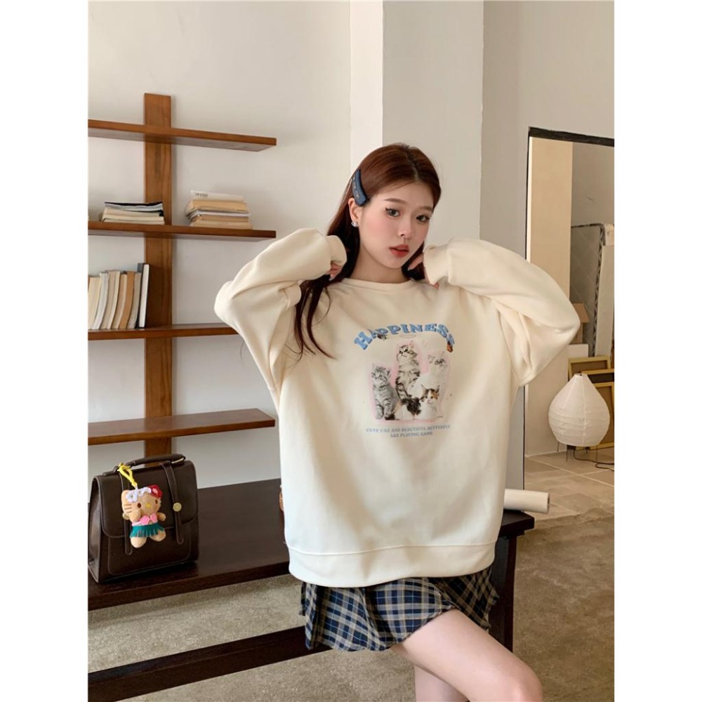 【RENA小舖 台灣現貨每天出】美式圓領貓咪印花大學T 衛衣 寬鬆 T恤 可愛 大學T女 圓領T恤【R21672】-細節圖3