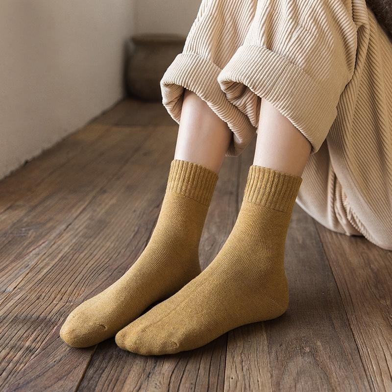 【RENA小舖 台灣現貨每天出】雪白世界的彩虹🌈｜保暖厚襪子_百搭/秋冬/多色/加厚/配件/襪子【R21194】-細節圖2