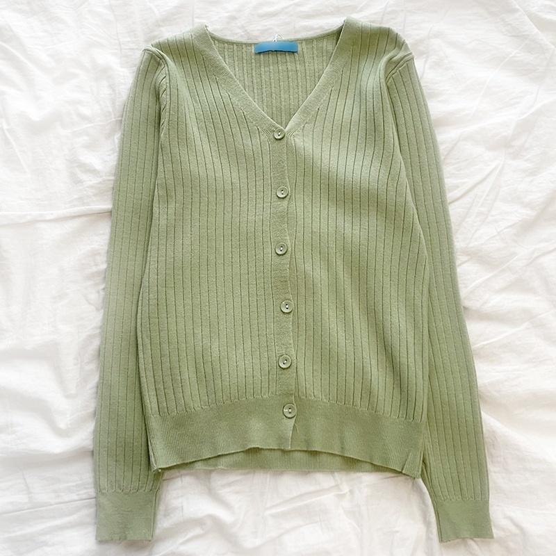 【RENA小舖 台灣現貨每天出】溫柔淡綠復古坑條紋秋季V領排扣修身顯瘦顯身材長袖針織開衫【R20575】-細節圖4