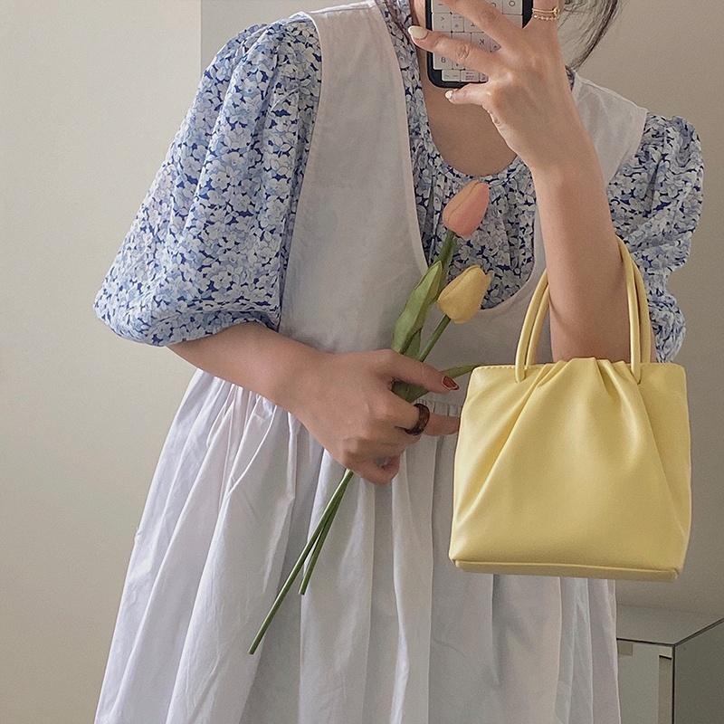 【RENA小舖 台灣現貨每天出】｜一見傾心💘｜純色褶皺手提包_百搭/可愛/少女/手提包/配件/包包【R21210】-細節圖3