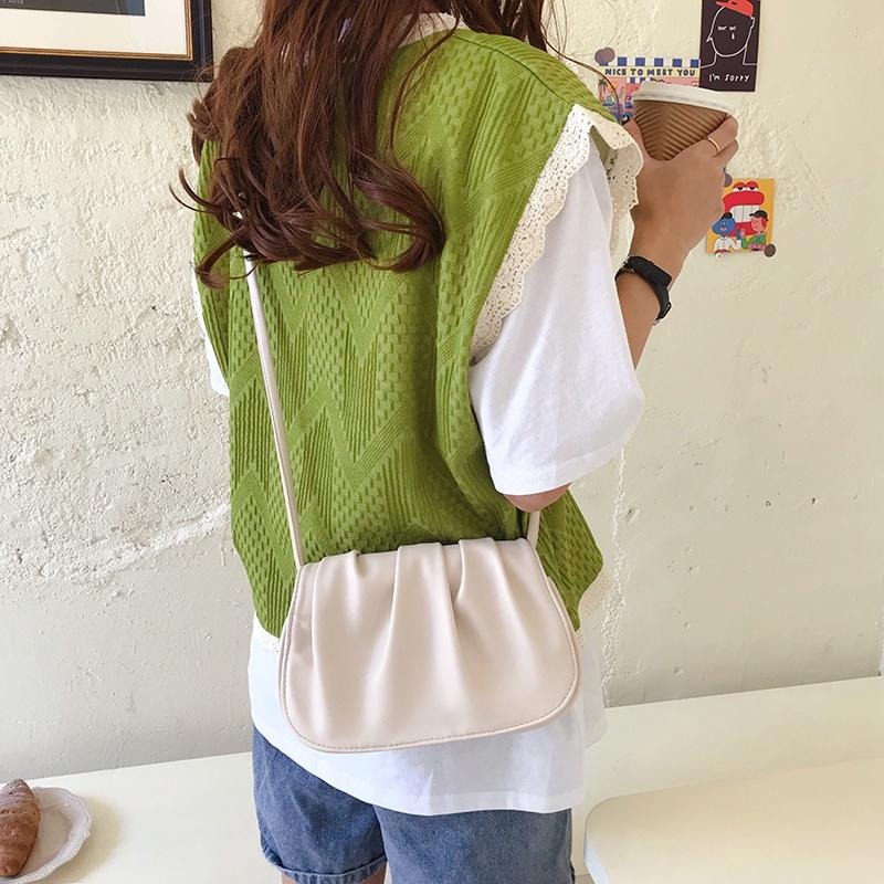 【RENA小舖 台灣現貨每天出】｜白雲軟綿綿☁️｜雲朵單肩包_純色/簡約/百搭/配件/背包/斜背包【N291】-細節圖5