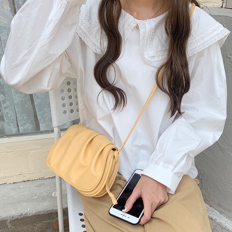 【RENA小舖 台灣現貨每天出】｜白雲軟綿綿☁️｜雲朵單肩包_純色/簡約/百搭/配件/背包/斜背包【N291】-細節圖7