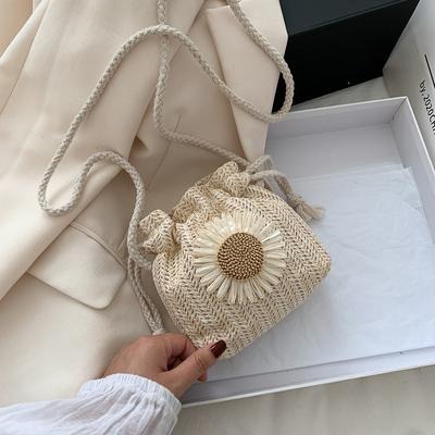 【RENA小舖 台灣現貨每天出】｜森林與海🌊｜編織水桶包_春夏/沙灘/側邊/純色/編織/包包【N315】-細節圖3