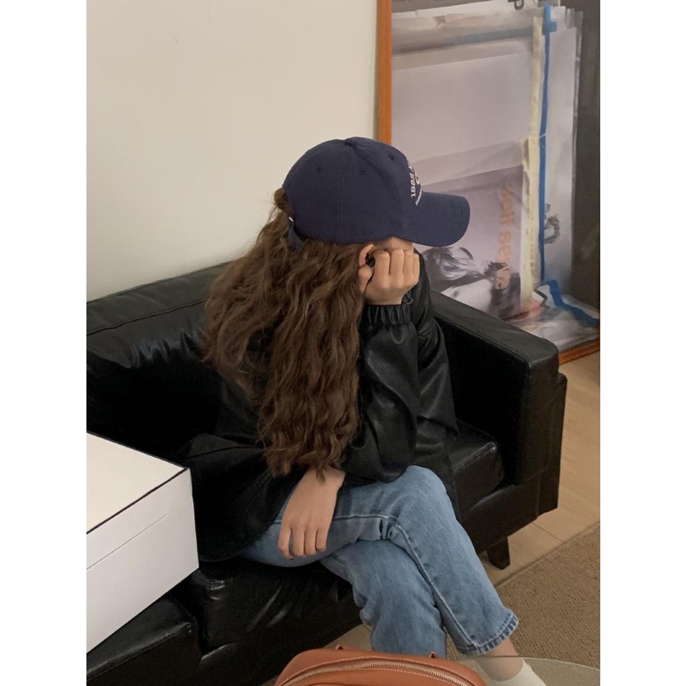 【RENA小舖 台灣現貨每天出】｜秋冬學院風🏫｜美式字母鴨舌帽_百搭/ins風/配件/帽子/鴨舌帽【R21086】-細節圖2