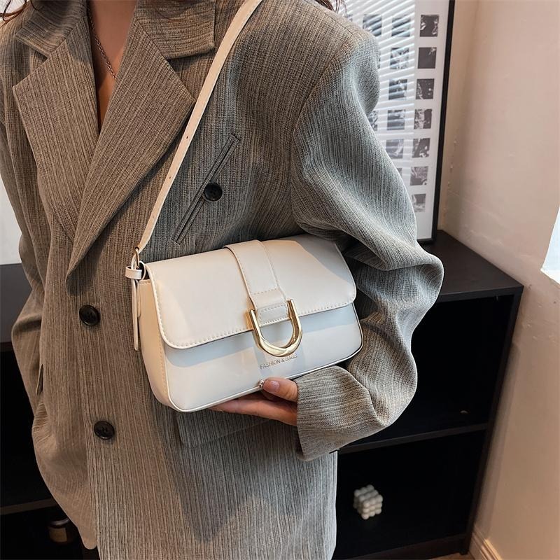 【RENA小舖 台灣現貨每天出】｜沈默百老匯🎵｜復古小方包_百搭/單肩/側背/純色/簡約/包包【N313】-細節圖2