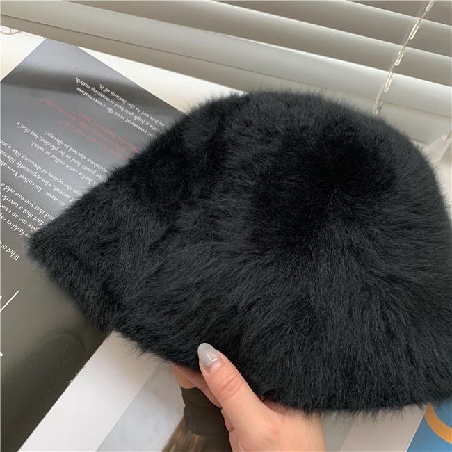 【RENA小舖 台灣現貨每天出】｜北海道的雪❄️｜毛毛水桶帽_復古/毛絨/保暖/可愛/帽子/配件【R21372】-細節圖3