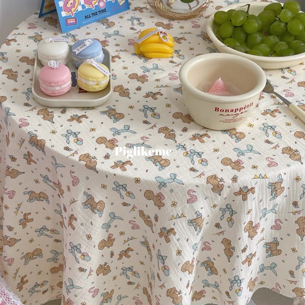 ￼Piglikeme | 可愛派對小狗棉質鎖邊桌布-細節圖2