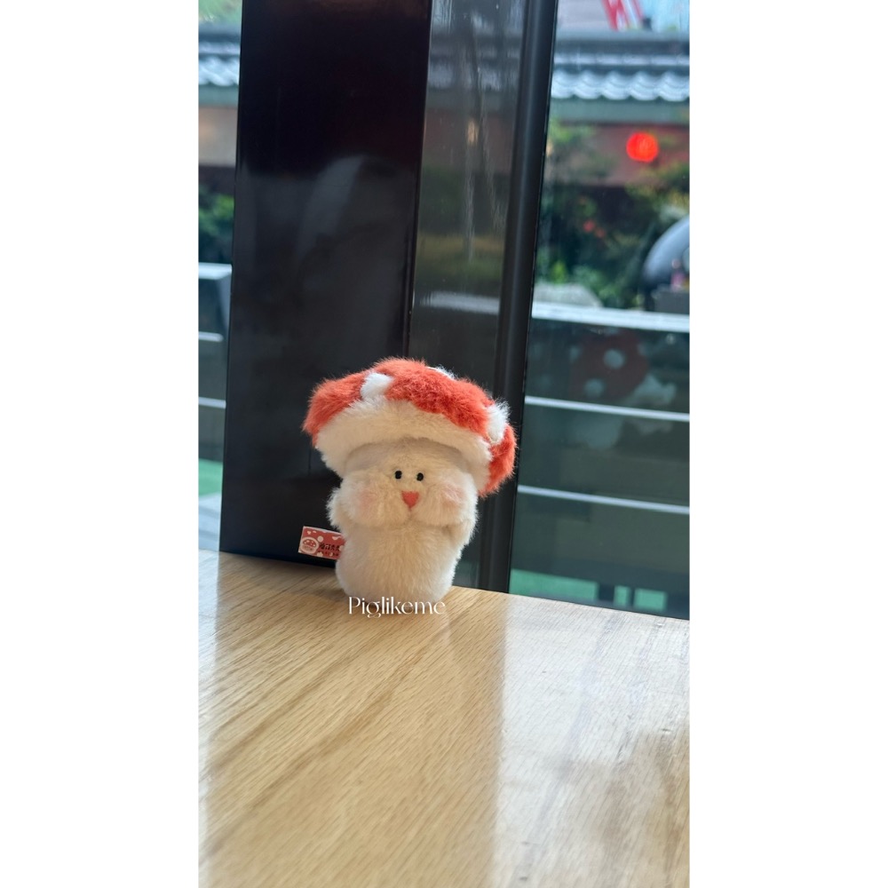Piglikeme | 超可愛的小蘑菇禿禿 帽子可脱的掌心小可愛吊飾-細節圖6