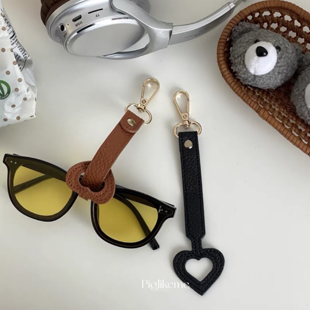 Piglikeme |好實用！可做掛扣的皮質愛心包包收納扣 掛帽子 掛眼鏡-細節圖3