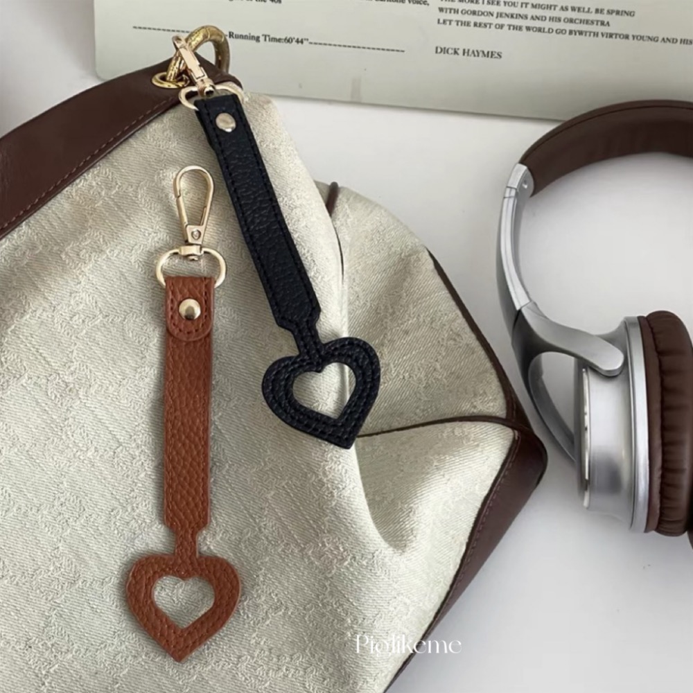 Piglikeme |好實用！可做掛扣的皮質愛心包包收納扣 掛帽子 掛眼鏡-細節圖4