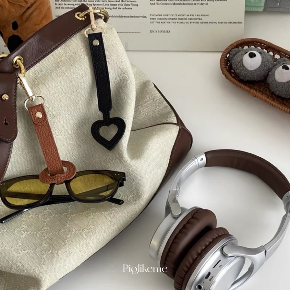 Piglikeme |好實用！可做掛扣的皮質愛心包包收納扣 掛帽子 掛眼鏡-細節圖5