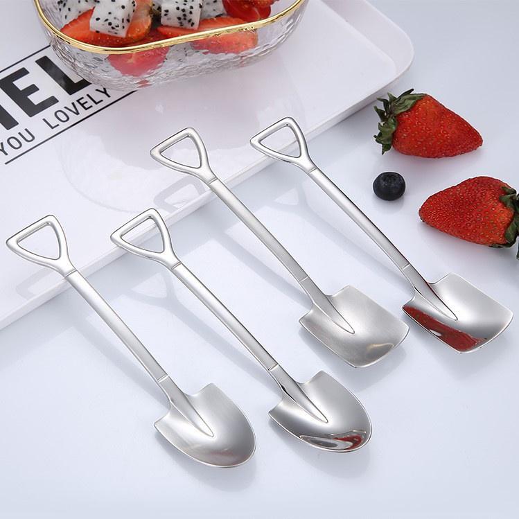 【台灣出貨】🍊創意304不鏽鋼湯匙 餐具鐵鍬 湯匙 湯勺 鏟子 鐵鍬 小勺子 吃西瓜 甜點 吃布丁-細節圖3
