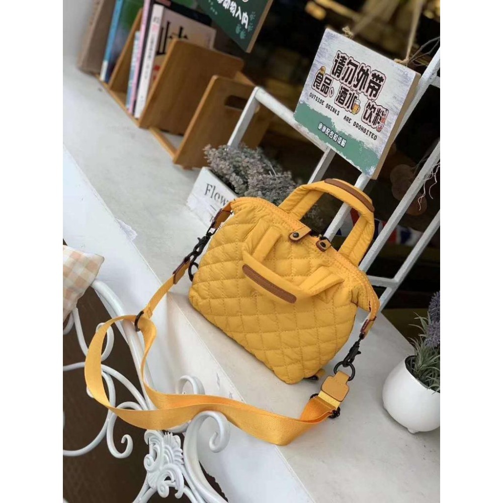 【cozyuti】防潑水太空棉菱格包 手提包 女包 單肩包 斜挎包 餃子包 斜背包 側背包 側背包女 尼龍斜背包-細節圖4