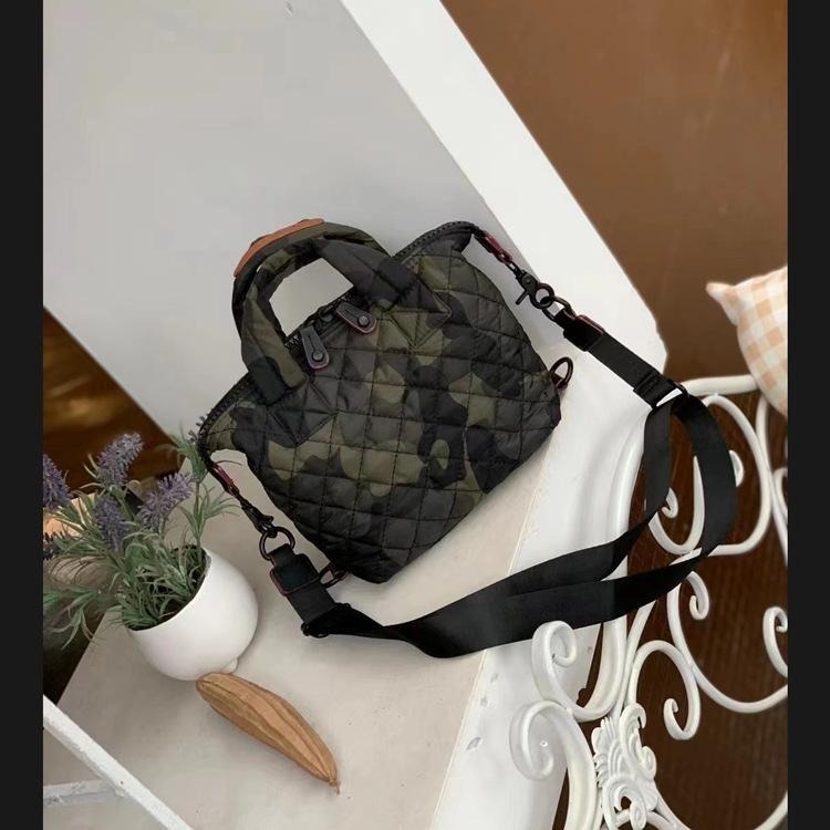 【cozyuti】防潑水太空棉菱格包 手提包 女包 單肩包 斜挎包 餃子包 斜背包 側背包 側背包女 尼龍斜背包-細節圖5