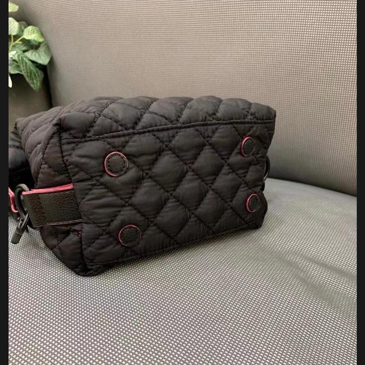 【cozyuti】防潑水太空棉菱格包 手提包 女包 單肩包 斜挎包 餃子包 斜背包 側背包 側背包女 尼龍斜背包-細節圖9