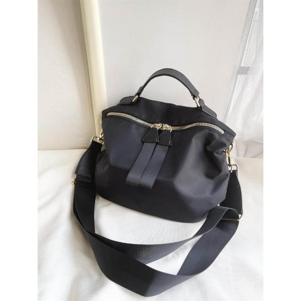 【cozyuti】防潑水單肩手提馬鞍包 馬鞍包 小包 手提包 女包  單肩包 斜挎包 餃子包 斜背包 單肩包-細節圖3