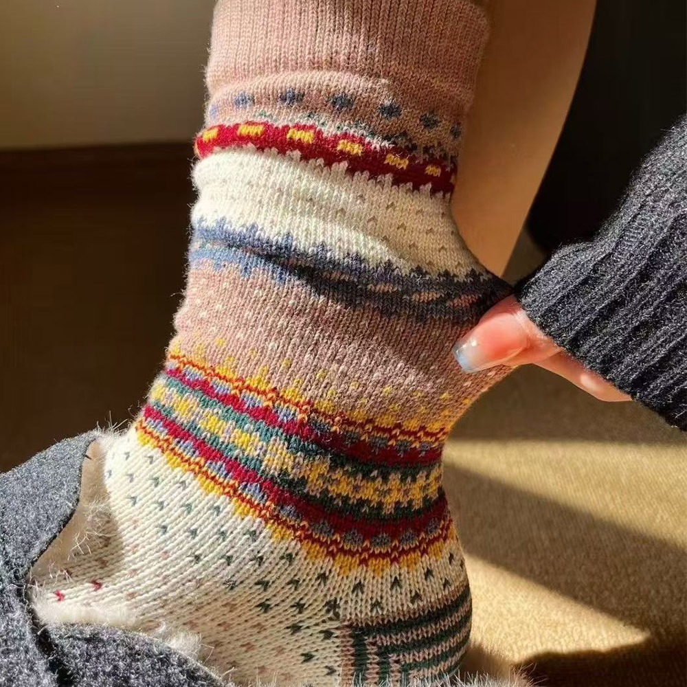 【個性風格 秋冬保暖女襪】短襪 韓國襪子 襪子女 襪子 北歐風襪 中筒襪 民族風-細節圖4