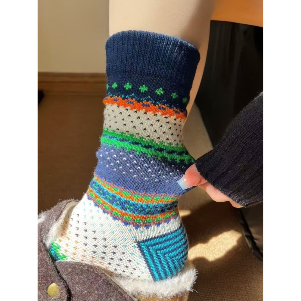 【個性風格 秋冬保暖女襪】短襪 韓國襪子 襪子女 襪子 北歐風襪 中筒襪 民族風-規格圖9