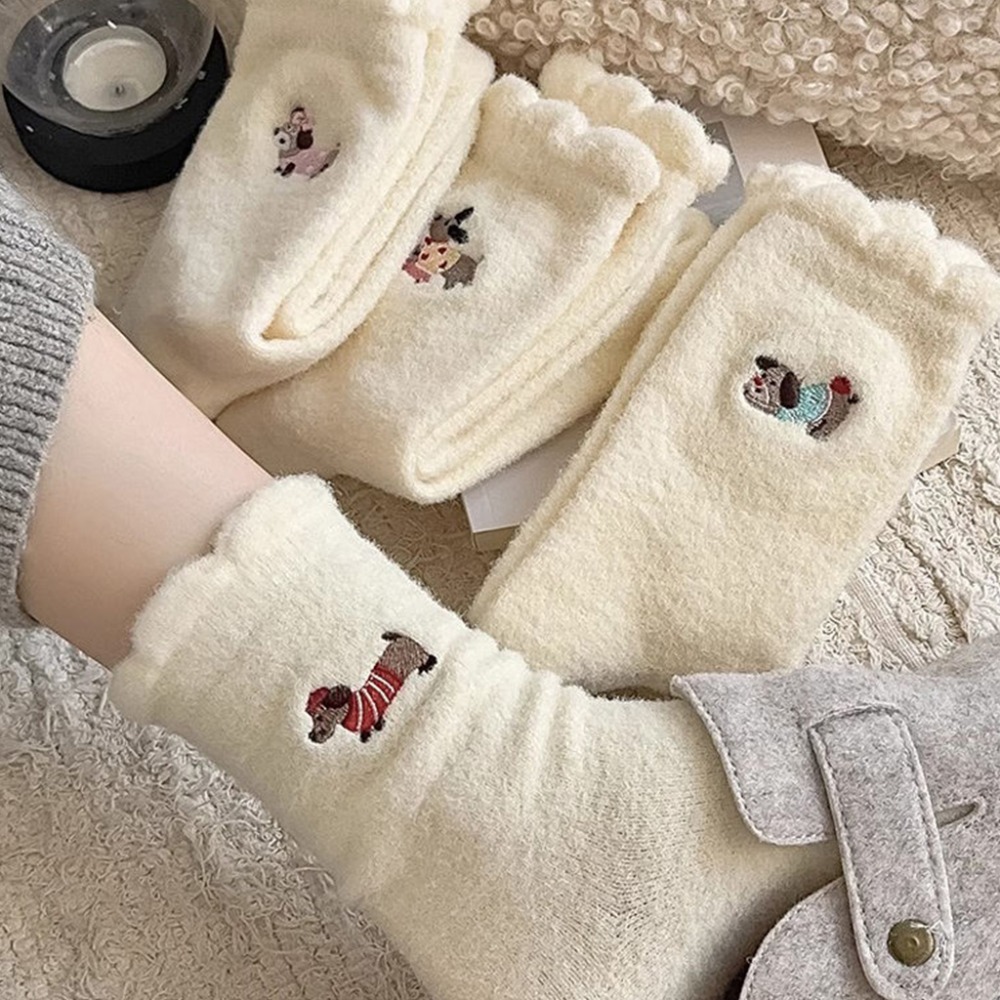 【軟萌小狗 毛絨保暖中筒襪 居家睡覺必備 冬天超暖腳】保暖襪 短襪 韓系襪子 襪子女 襪子 中筒襪-規格圖7