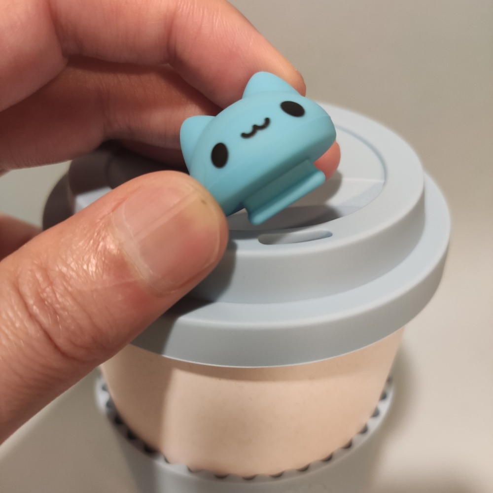 【UMC×CAPOO 聯名款】貓貓蟲咖波 竹纖維環保杯 附可愛貓咪防塵塞 450ml ♻️-細節圖3