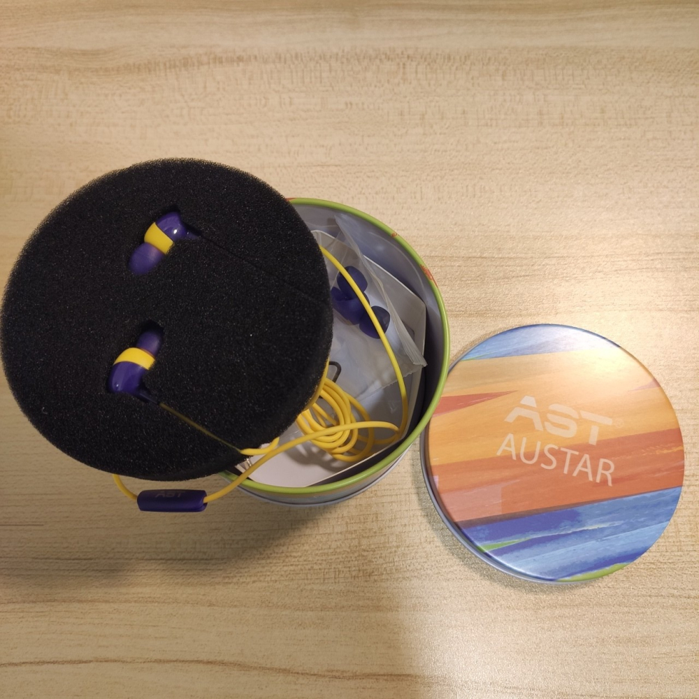 歐仕達 AUSTAR 有線入耳式耳機｜附質感鐵盒收納＋3 對替換軟塞｜通話清晰無延遲｜學生讀書 / 通勤搭車-細節圖3
