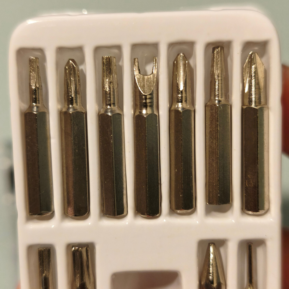 專業精密螺絲起子組：iPhone/眼鏡/電腦維修DIY工具，15合1套裝，五金修繕一盒搞定！-細節圖5