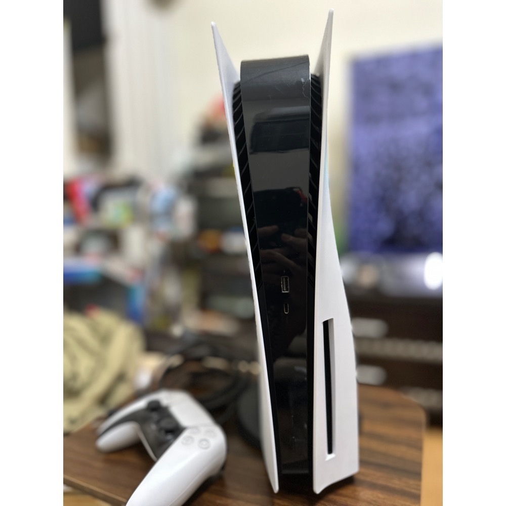 《PEI 2手game》 Play station 5 光碟版（1118A)(無外盒）-細節圖2