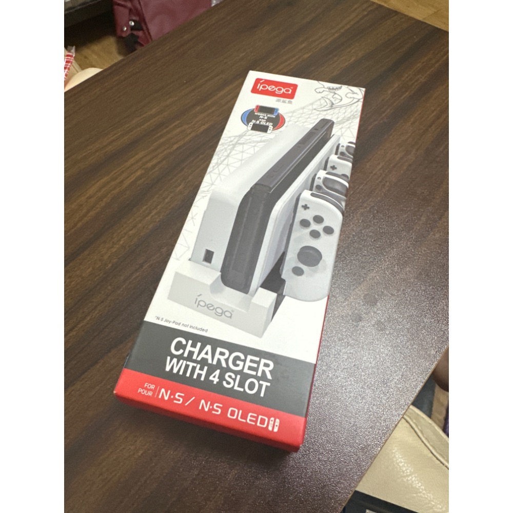 《PEI 2手game》 Switch Joycon充電座-細節圖2