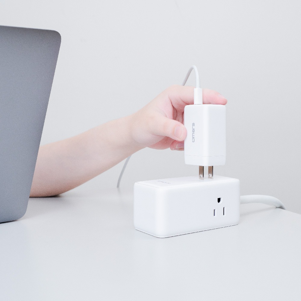 【omars】GaN 67W快速充電器｜3孔輸出｜USB-A+Type-C*2-細節圖3
