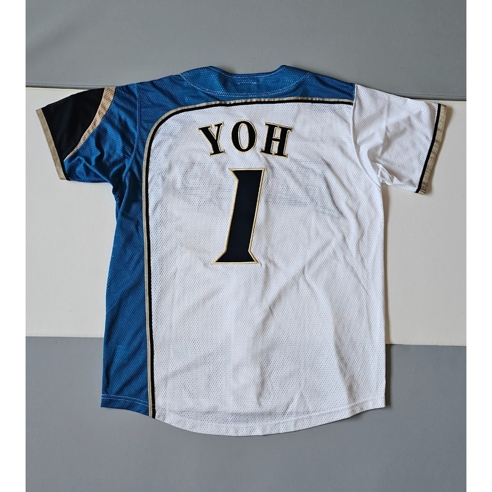 ＜現貨＞( 蝦皮jenyuan0309) 陽岱鋼/1號球衣/稀少/大谷翔平/絕版/日本火腿時期球迷版刺繡球衣-細節圖2