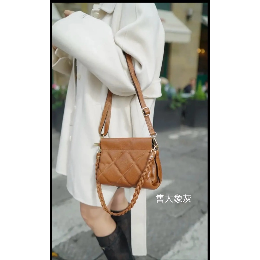 小貓 Suiza 義大利製麻花提帶造型磁扣真皮包（附長背帶）_大象灰_二手轉售-細節圖4