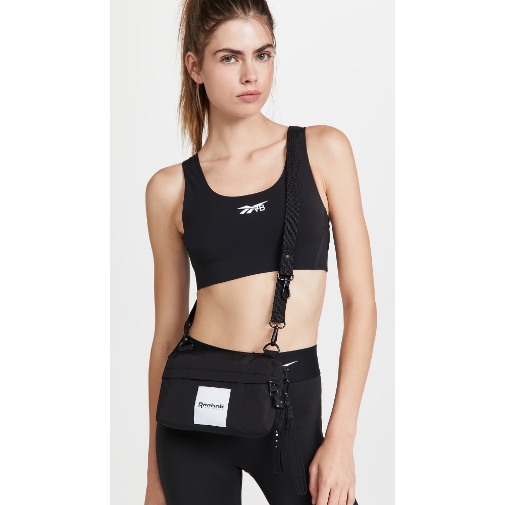 唯ㄧ現貨 💖 Reebok x Victoria Beckham ♥️ 絕版精品！發財包 > 側背包、斜背包、肩背包！-細節圖2