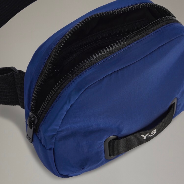 唯ㄧ現貨 💖 Y3 (Y-3) 💛 絕版精品！古典魅影、天空藍色！技術紋繡 > 腰包、發財包、側背包、斜背包、肩背包！-細節圖3