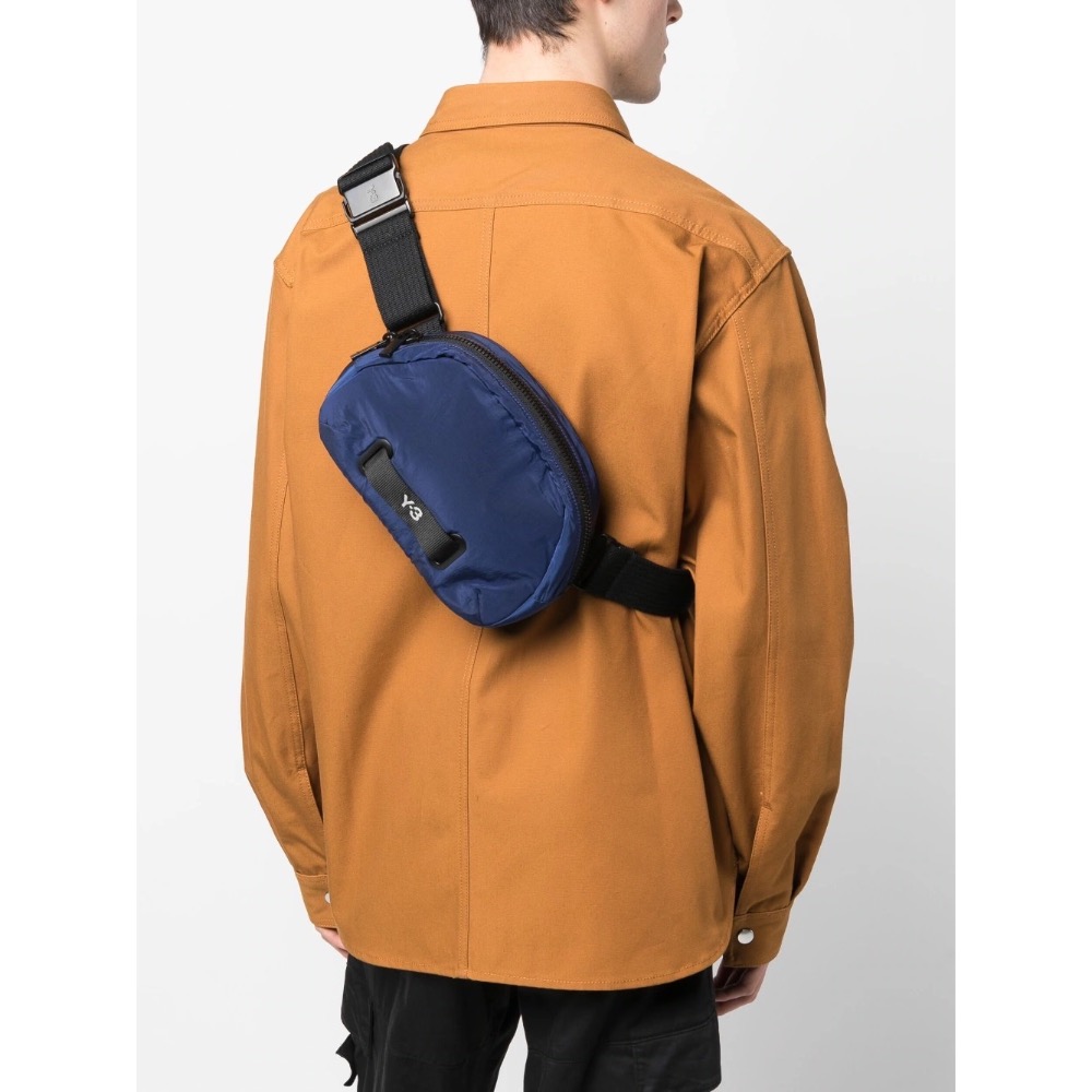 唯ㄧ現貨 💖 Y3 (Y-3) 💛 絕版精品！古典魅影、天空藍色！技術紋繡 > 腰包、發財包、側背包、斜背包、肩背包！-細節圖8