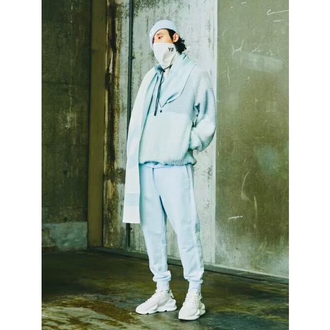 唯ㄧ現貨 💖 Y3 (Y-3) 💛 絕版精品！奶油色、淺米色！手洗、冷洗！奢柔 > 圍巾、領巾、方巾、口罩、三角巾！-細節圖4