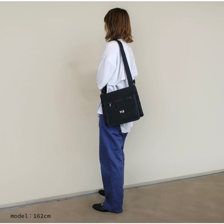 唯ㄧ現貨 💖 Y3 (Y-3) 💛 限額精品！黑色！小報僮 > 郵差包、側背包、斜背包、肩背包、文件包！-細節圖10