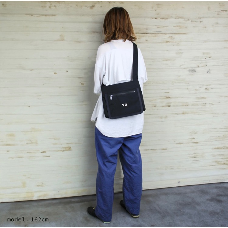 唯ㄧ現貨 💖 Y3 (Y-3) 💛 限額精品！黑色！小報僮 > 郵差包、側背包、斜背包、肩背包、文件包！-細節圖11