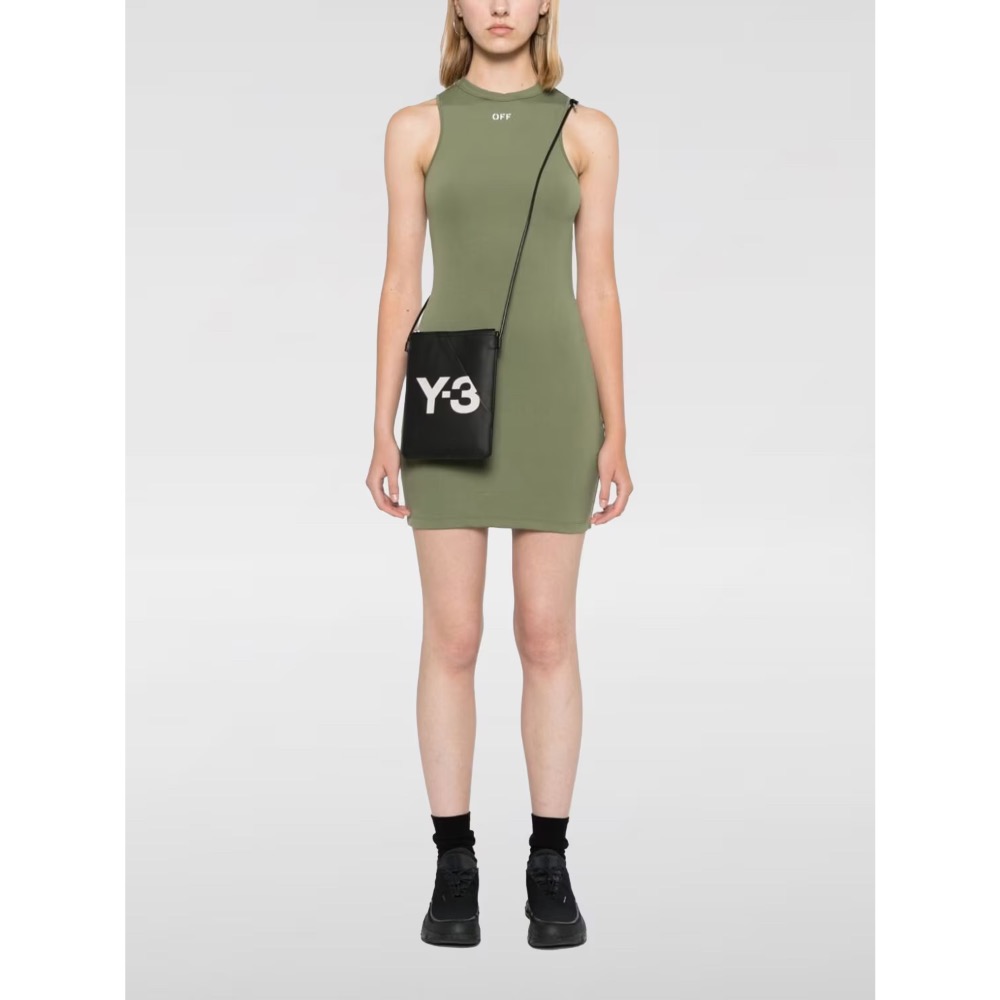 唯ㄧ現貨 💖 Y3 (Y-3) 💛 限額精品！黑色！絕藝包 > 頸掛包、相機包、側背包、斜背包、肩背包、卡夾包、長夾包！-細節圖7