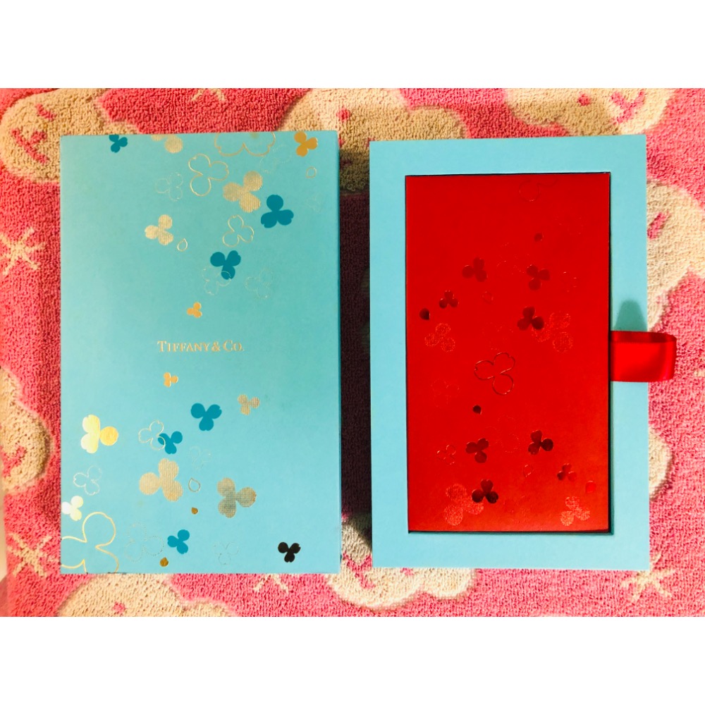 唯ㄧ現貨 💖 Tiffany ♥️ 絕版精品！胭脂、小豬 > 紅包袋、網美道具、交換禮物！-細節圖2