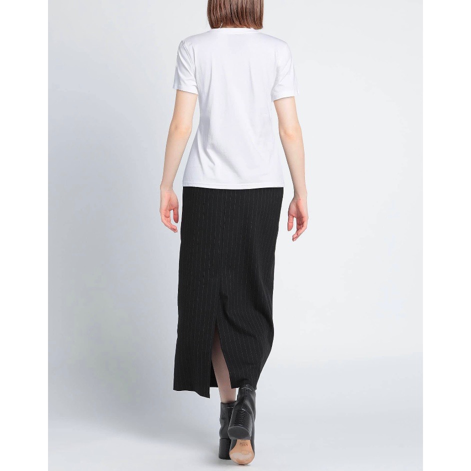 唯ㄧ現貨 💖 MOSCHINO 🐻 傳奇精品！白色！宮庭！凡爾賽玫瑰！歐斯嘉 & 瑪麗皇后 > 刺繡、短袖、T恤！-細節圖2