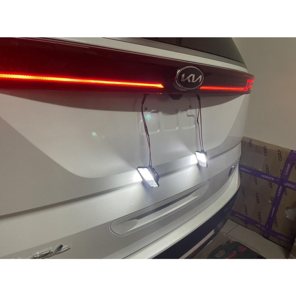 KIA Carnival KA4 牌照燈 延長線組 (1組兩入)-細節圖2