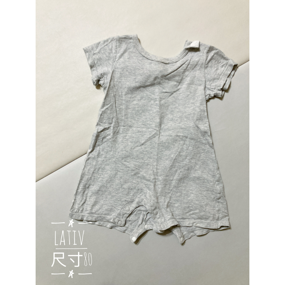 三件衣服-細節圖3