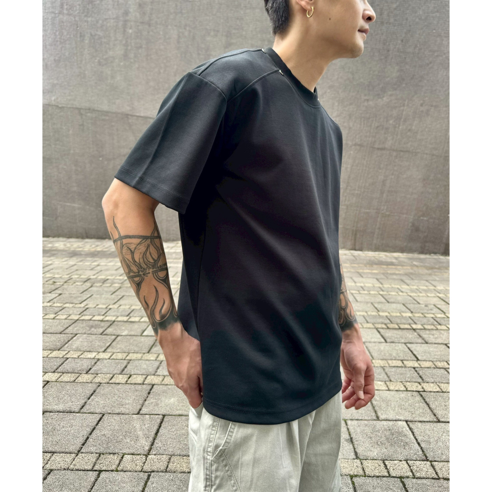 『Venn』6133_結構肩線鉚釘短T－2026SS『預購』-細節圖11