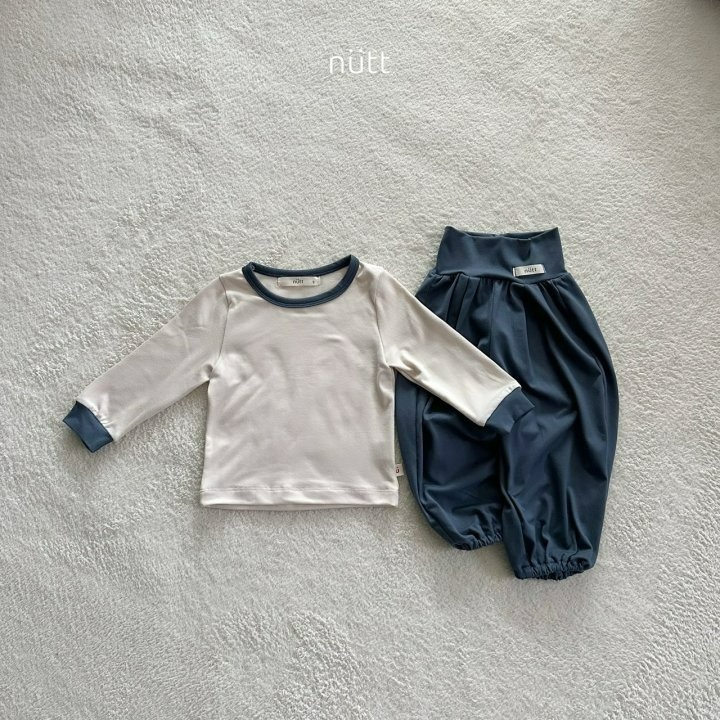 Nutt 上下套裝 누트 지니히트세트-細節圖2