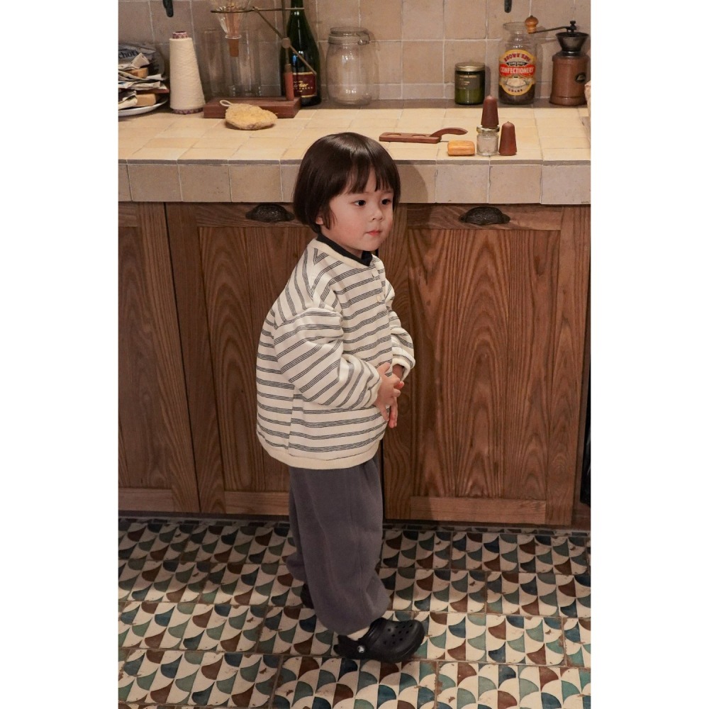 Onu 上衣 오누 단가라버튼맨투맨-細節圖2