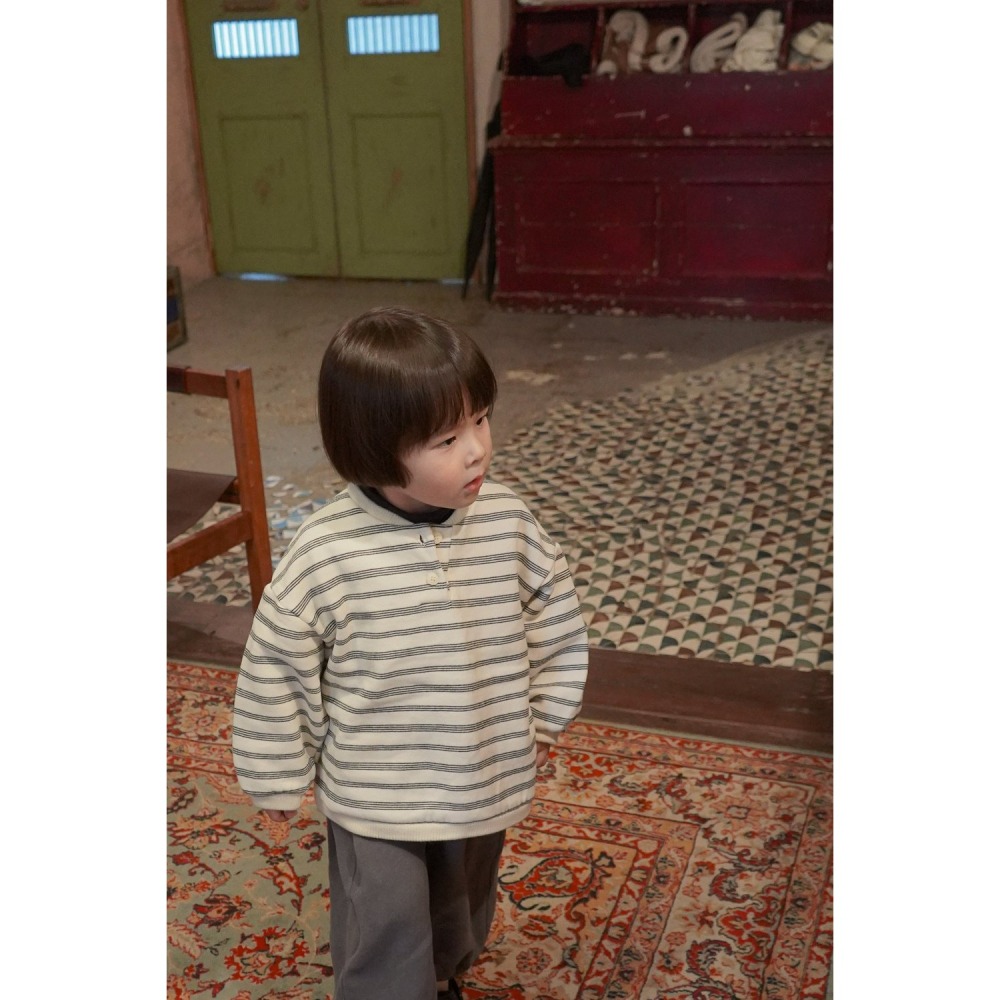 Onu 上衣 오누 단가라버튼맨투맨-細節圖3