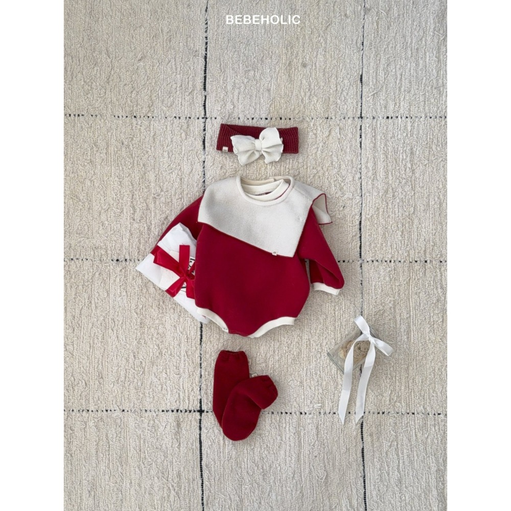 Bebeholic  包屁衣+圍兜 (聖誕套組) 베베홀릭 로엘케이프세트 (크리스마스)-細節圖3