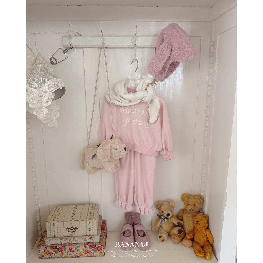 BananJ 上衣 바나나제이 땡스포맨투맨-細節圖3